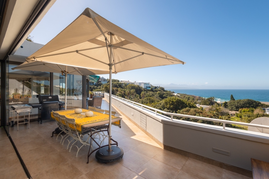 4 Bedroom Property for Sale in Hobie Beach Western Cape